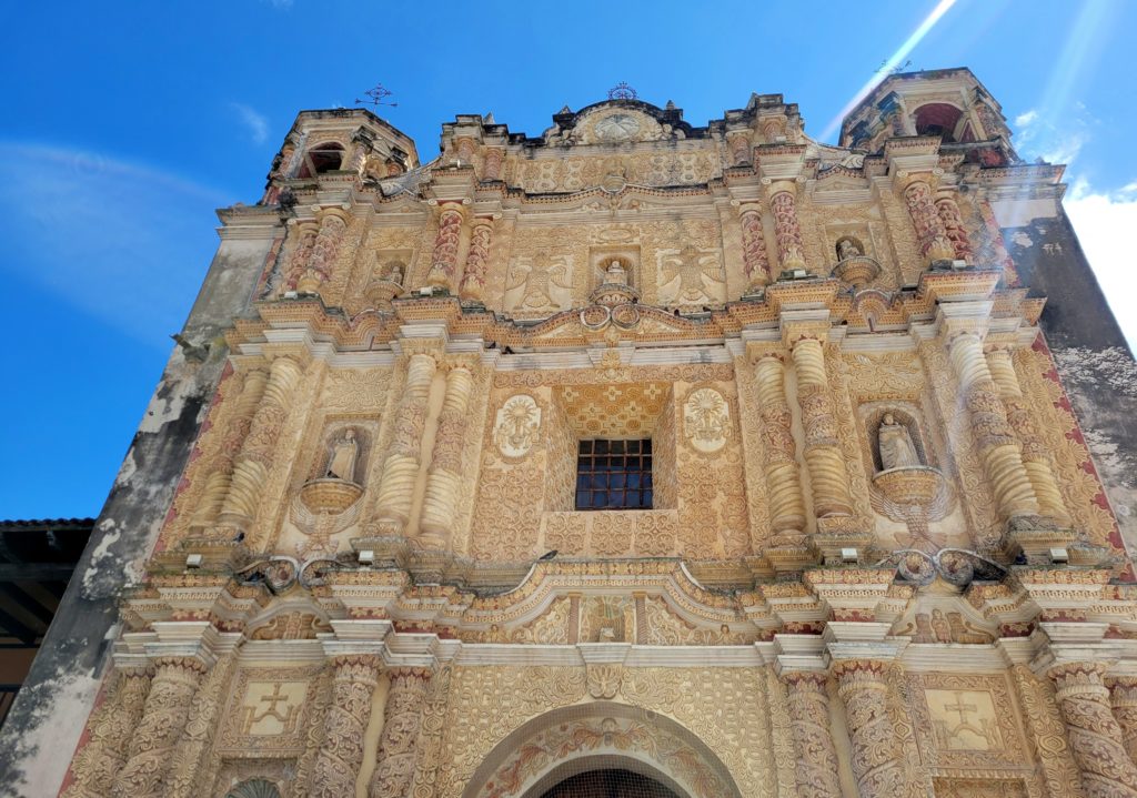A photo of this beautiful church in San Cristobal de las Casas, Chiapas. I have no photos pertaining to this story besides photos from my trip to Chiapas, so here is one. 