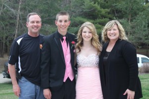 Having it look like your brother might be your prom date is also okay... just for the record, we both had other dates, it was simply a coincidence we both wore pink. Here's our mom and dad with us, too! 