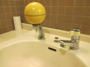 See that tiny little spout thing under the yellow bubble?! Yeah, that’s where the soap is. 